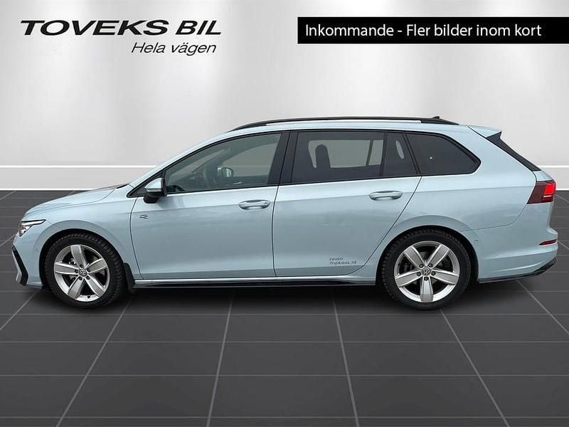 Begagnad VW Golf VIII R-line 150 HK (110 kW) 2025 Blå