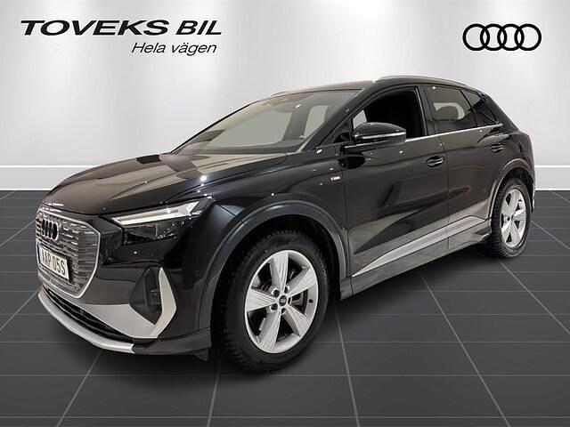 Mytsvart metallic Begagnad 2024 Audi Q4 e-tron S-Line SUV | 549 000 kr - Bild 1/4
