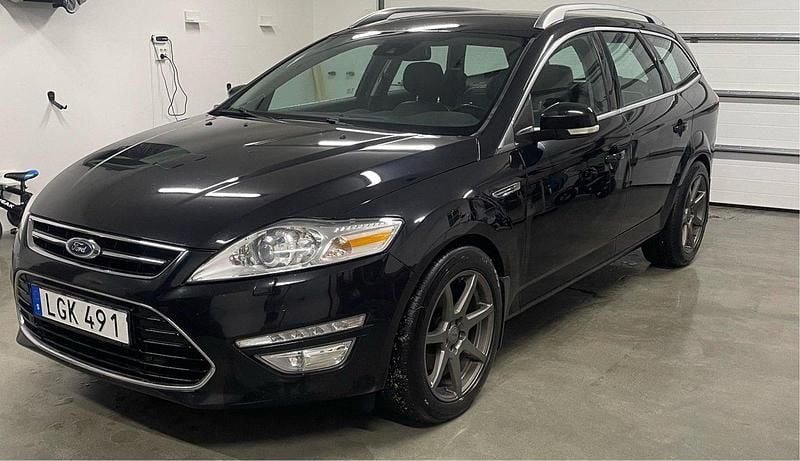 Svart Begagnad 2011 Ford Mondeo Business Edition Kombi | 66 000 kr (Marknadspris) - Bild 1/4