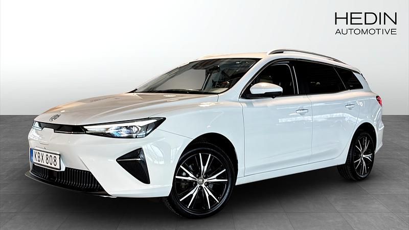 Begagnad MG MG5 EV Long Range 114 kW (156 HK) 2023 Vit Kombi