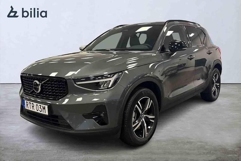 Grön Begagnad 2026 Volvo XC40 SUV | 429 900 kr - Bild 1/1