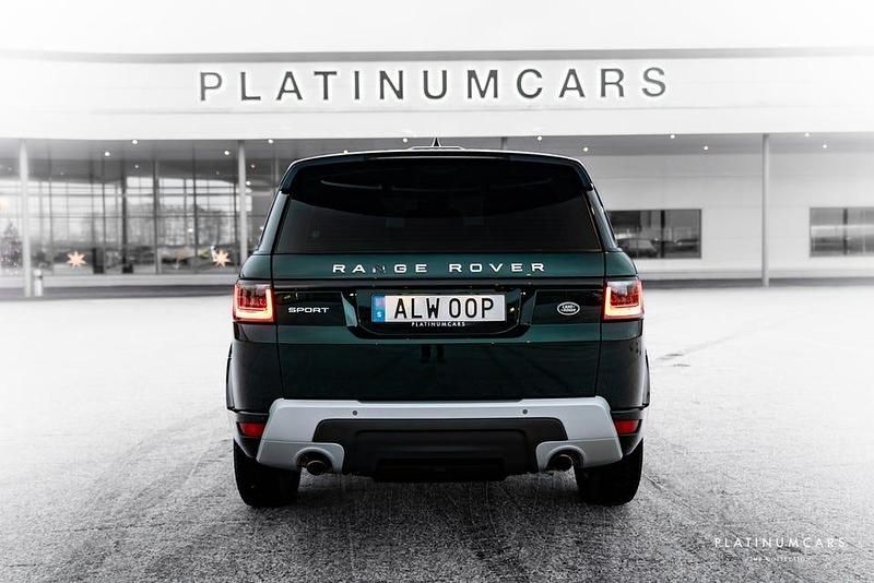 Begagnad Land Rover Range Rover Sport SE 301 HK (221 kW) 2018 Svo premium grön SUV