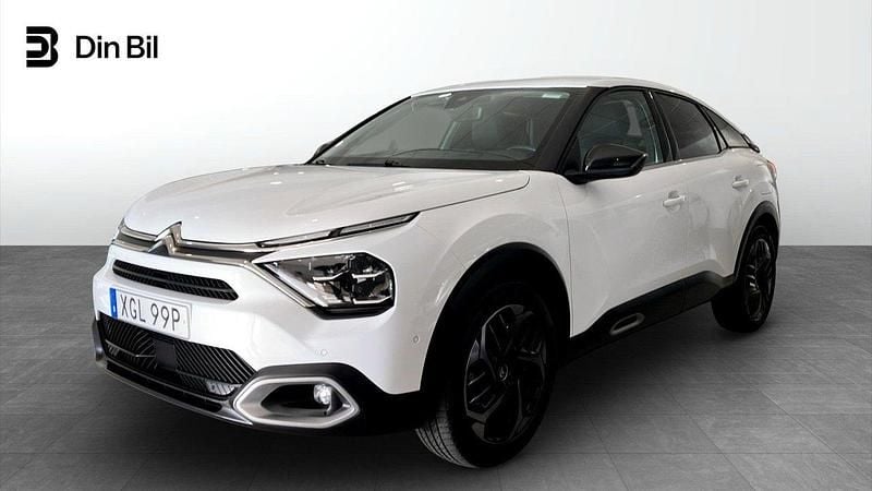 Vit Begagnad 2021 Citroën C4 PureTech Halvkombi | 184 900 kr (Marknadspris) - Bild 1/4