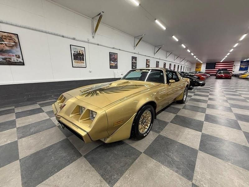 Begagnad Pontiac Firebird 152 HK (111 kW) 1979 Gul Sportkupé