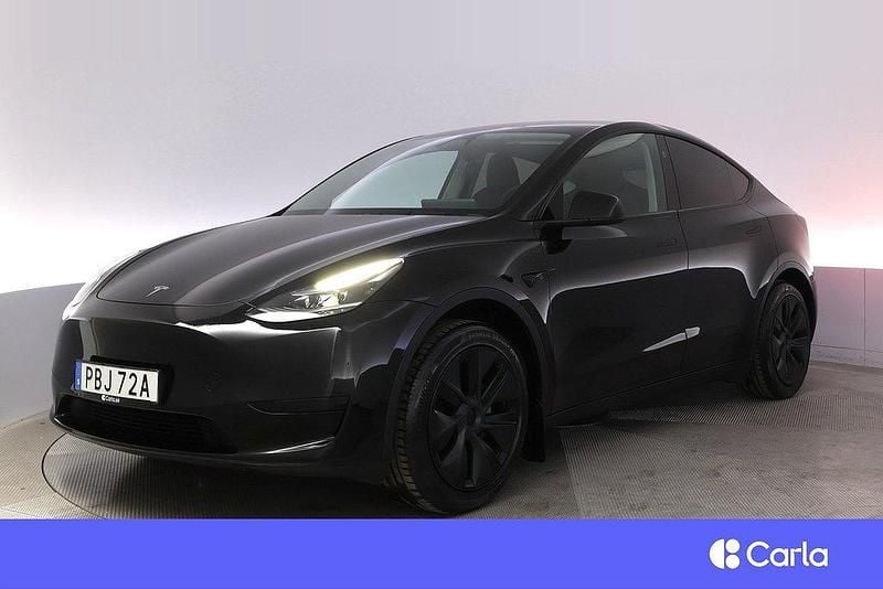Svart Begagnad 2024 Tesla Model Y Long Range RWD SUV | 459 900 kr (Superpris) - Bild 1/4