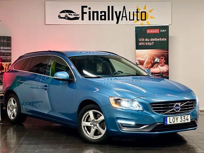 Begagnad Volvo V60 181 HK (133 kW) 2014 Blå Kombi