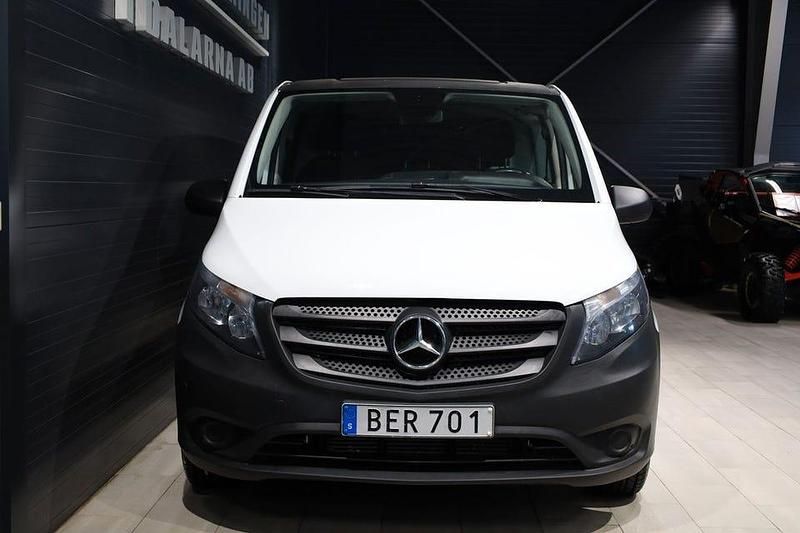 Begagnad Mercedes Vito 163 HK (119 kW) 2018 Svart (vit) Van