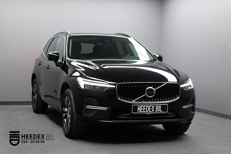 Begagnad 2022 Volvo XC60 Momentum SUV | 359 800 kr (Superpris) - Bild 1/4