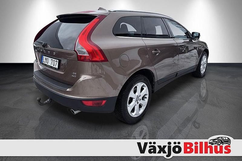 Begagnad Volvo XC60 Summum 205 HK (150 kW) 2010 Brun SUV