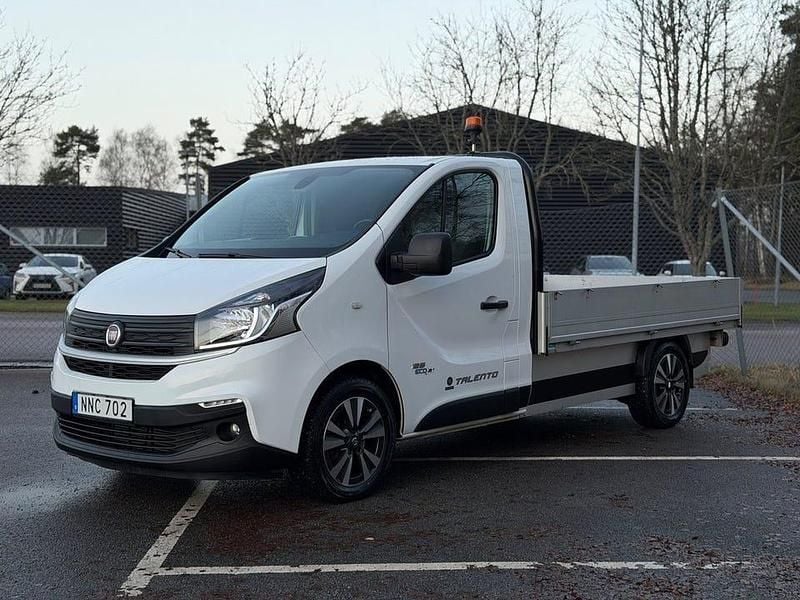 Vit Begagnad 2018 Fiat Talento Minibuss | 198 750 kr (Lite dyr) - Bild 1/4