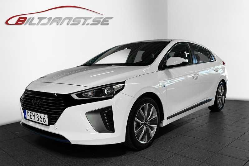 Vit Begagnad 2016 Hyundai Ioniq Premium Sedan | 179 900 kr (Lite dyr) - Bild 1/4