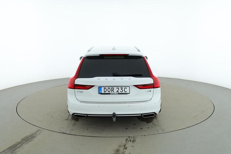 Begagnad Volvo V90 Inscription 397 HK (291 kW) 2020 Vit Kombi