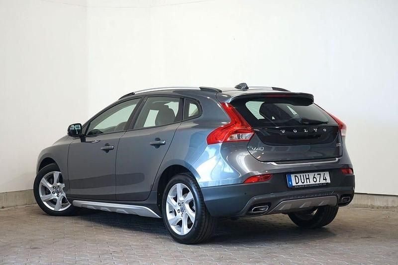 Begagnad Volvo V40 CC Summum 150 HK (110 kW) 2013 Grå Kombi