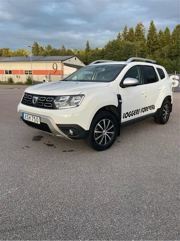 Vit Begagnad 2018 Dacia Duster SUV | 165 500 kr (Lite dyr) - Bild 1/4