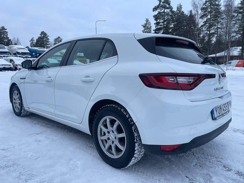 Begagnad Renault Mégane IV 110 HK (80 kW) 2017 Vit Halvkombi