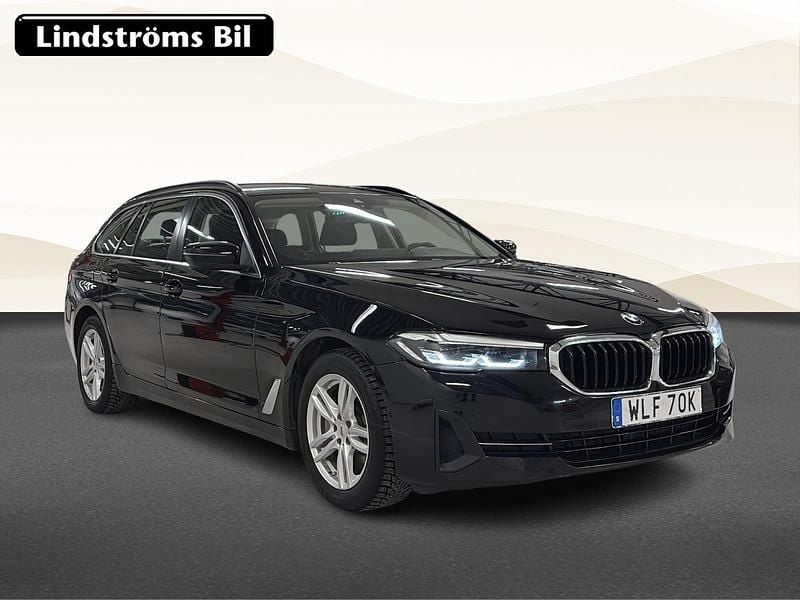 Begagnad BMW 530e 184 HK (135 kW) 2020 Svart Kombi