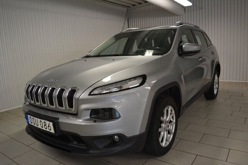 Grå Begagnad 2015 Jeep Cherokee SUV | 125 000 kr (Bra pris) - Bild 1/3