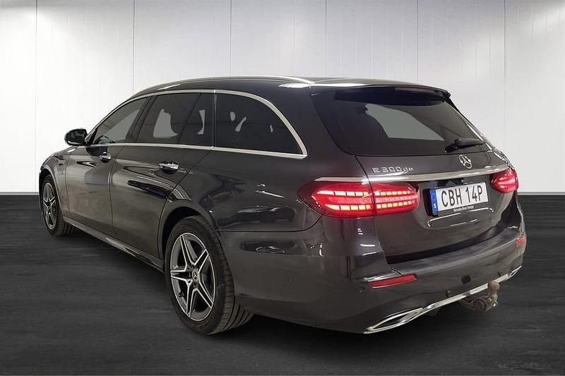 Begagnad Mercedes E300 Premium Plus 310 HK (228 kW) 2021 Grå Kombi