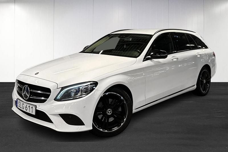 Vit (white) Begagnad 2018 Mercedes C200 Kombi | 220 000 kr (Marknadspris) - Bild 1/4
