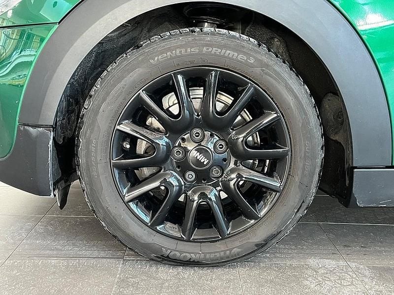 Begagnad Mini Cooper 136 HK (100 kW) 2019 Grön Halvkombi