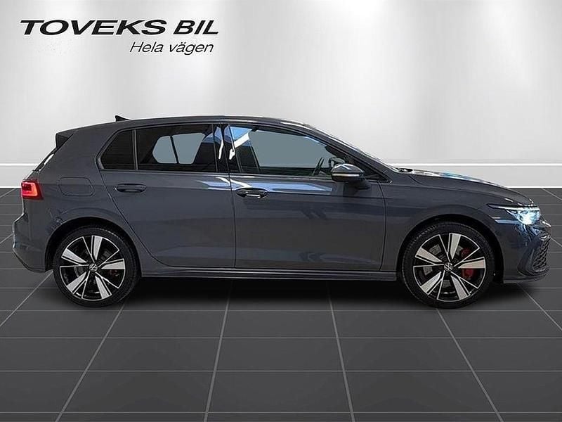 Begagnad VW Golf VIII GTE 150 HK (110 kW) 2021 Grå Kombi