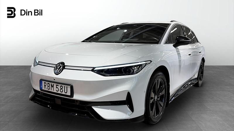 Vit Begagnad 2024 VW ID.7 Pro Kombi | 524 900 kr (Marknadspris) - Bild 1/4