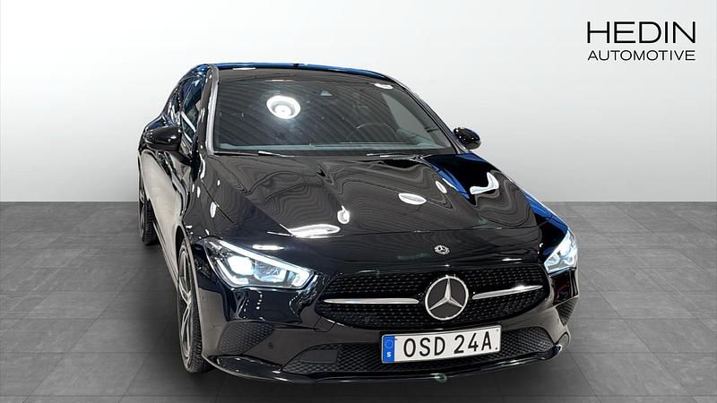 Begagnad Mercedes CLA180 Shooting Brake 136 HK (100 kW) 2019 Svart Kombi