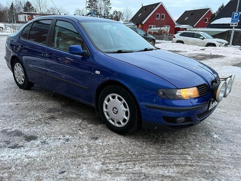 Begagnad Seat Toledo 125 HK (91 kW) 2000 Sedan