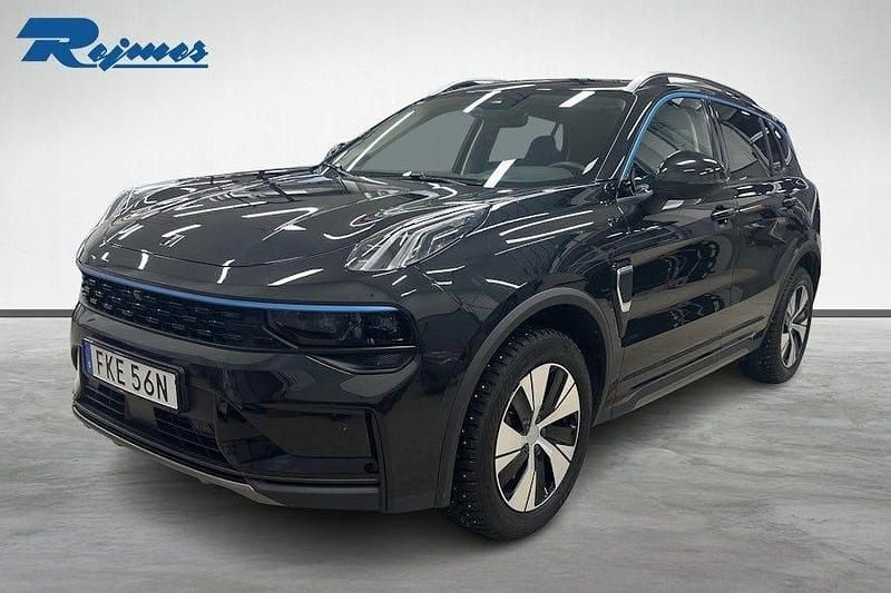 Svart metallic Begagnad 2022 Lynk & Co 01 SUV | 274 500 kr (Bra pris) - Bild 1/4