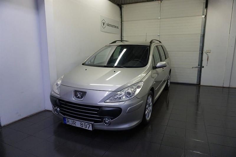 Grå Begagnad 2008 Peugeot 307 Kombi | 34 900 kr (Lite dyr) - Bild 1/4