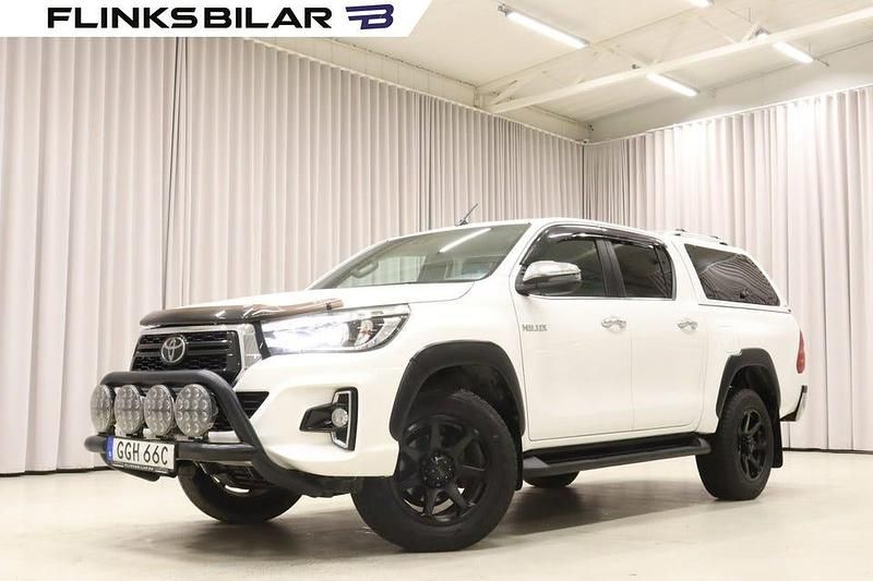 Vit Begagnad 2019 Toyota HiLux Pickup | 439 900 kr (Lite dyr) - Bild 1/4