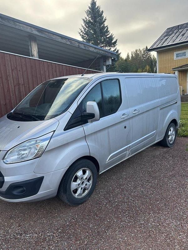 Grå Begagnad 2017 Ford Transit Custom | 75 000 kr - Bild 1/4
