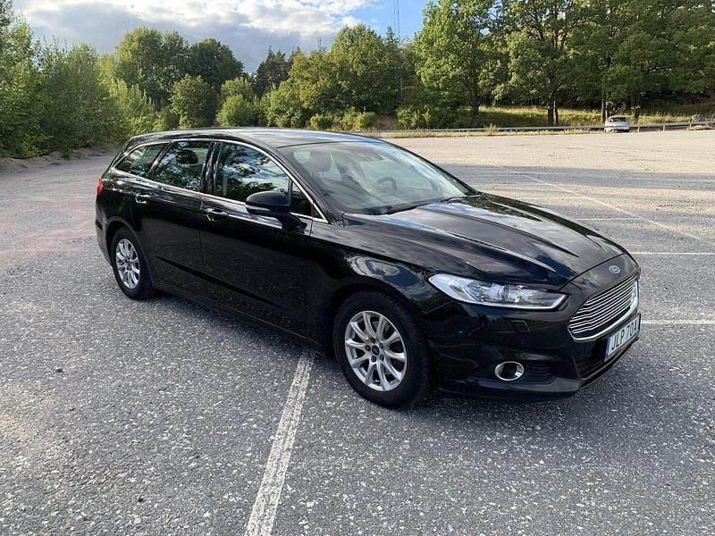 Svart Begagnad 2015 Ford Mondeo Kombi | 69 000 kr (Lite dyr) - Bild 1/4