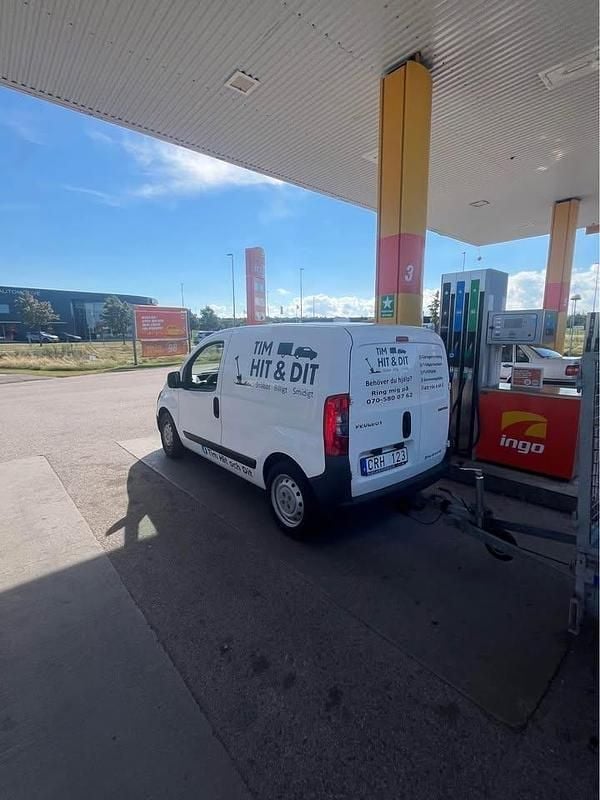 Vit Begagnad 2012 Peugeot Bipper Minibuss | 50 000 kr - Bild 1/4