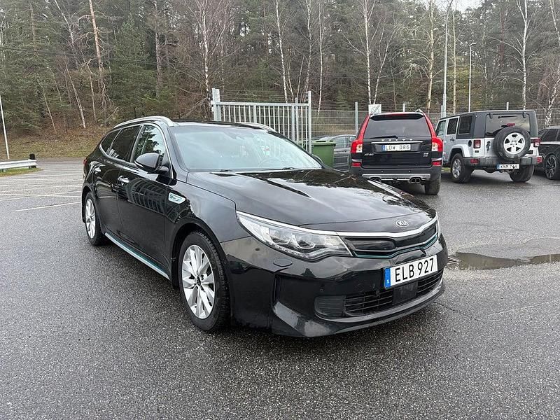 Svart Begagnad 2018 Kia Optima Plus Kombi | 139 900 kr (Marknadspris) - Bild 1/4