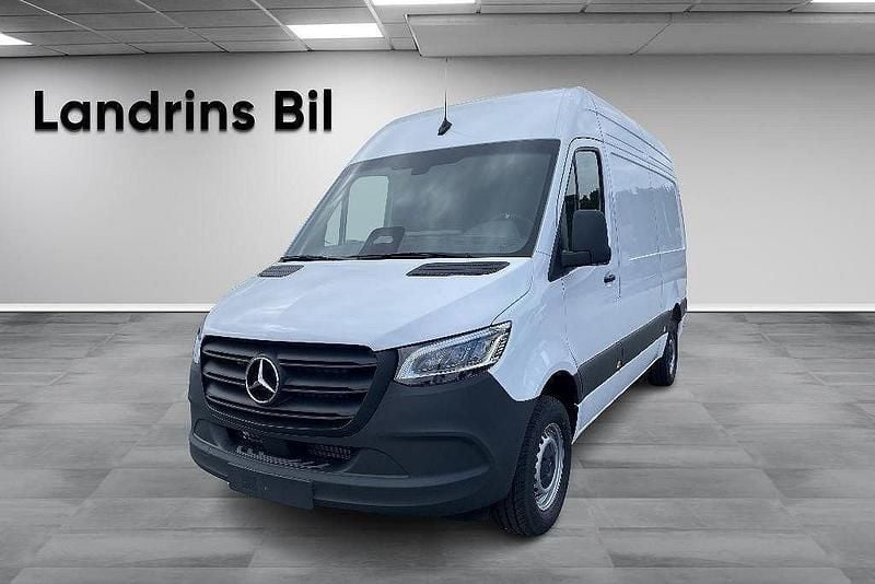 Vit Ny 2025 Mercedes Sprinter Van | 631 250 kr - Bild 1/4