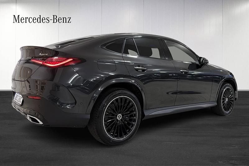 Begagnad Mercedes GLC300e AMG 313 HK (230 kW) 2026 Grå Sportkupé