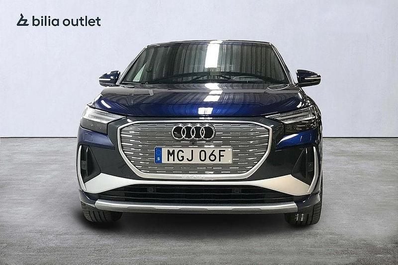 Begagnad Audi Q4 Sportback e-tron 250 kW (340 HK) 2024 Blå SUV