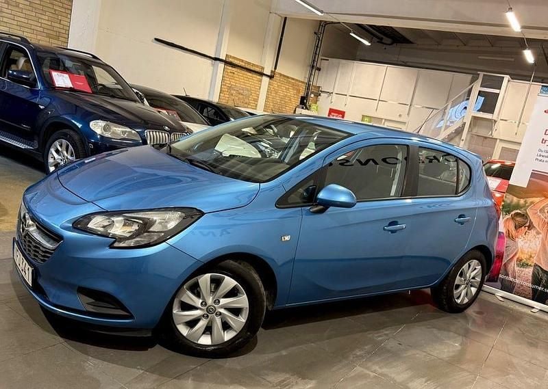 Begagnad Opel Corsa Enjoy 90 HK (66 kW) 2016 Blå Halvkombi