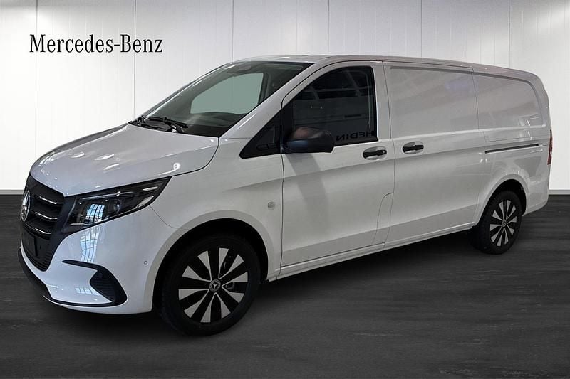 Ny Mercedes Vito 163 HK (119 kW) 2025 Svart Van