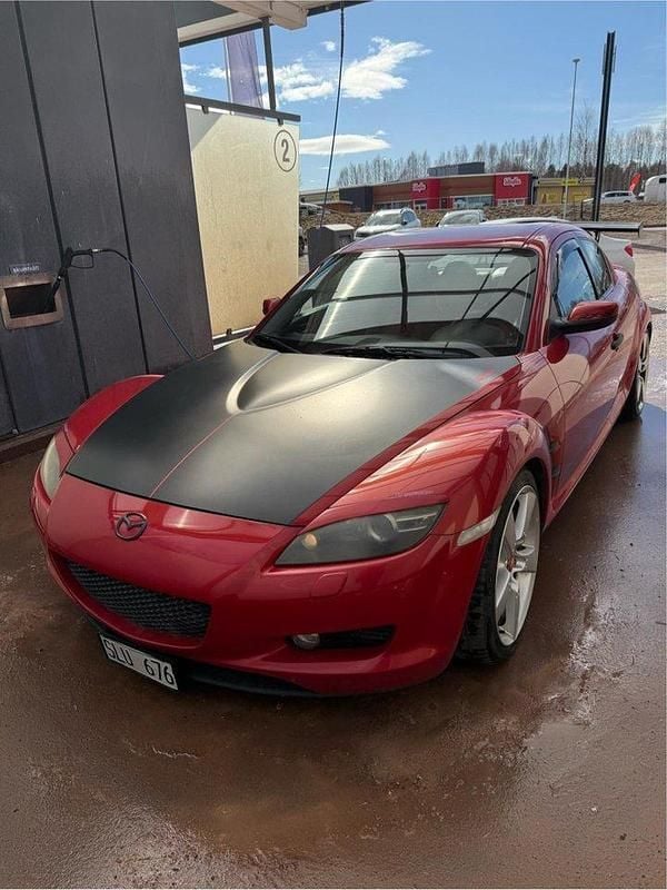 Röd Begagnad 2004 Mazda RX8 Halvkombi | 67 000 kr - Bild 1/4