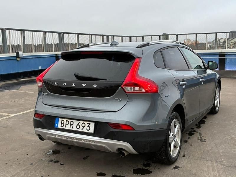Begagnad Volvo V40 CC 152 HK (111 kW) 2018 Kombi