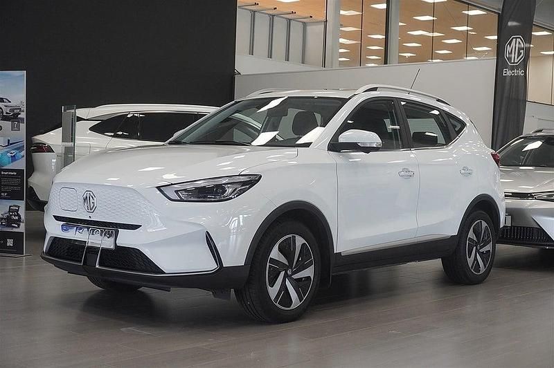 Vit Begagnad 2022 MG ZS Luxury SUV | 209 800 kr (Marknadspris) - Bild 1/4