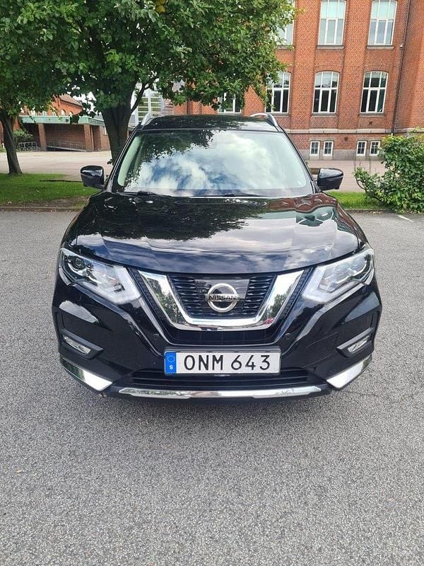 Svart Begagnad 2018 Nissan X-Trail SUV | 195 000 kr (Bra pris) - Bild 1/4