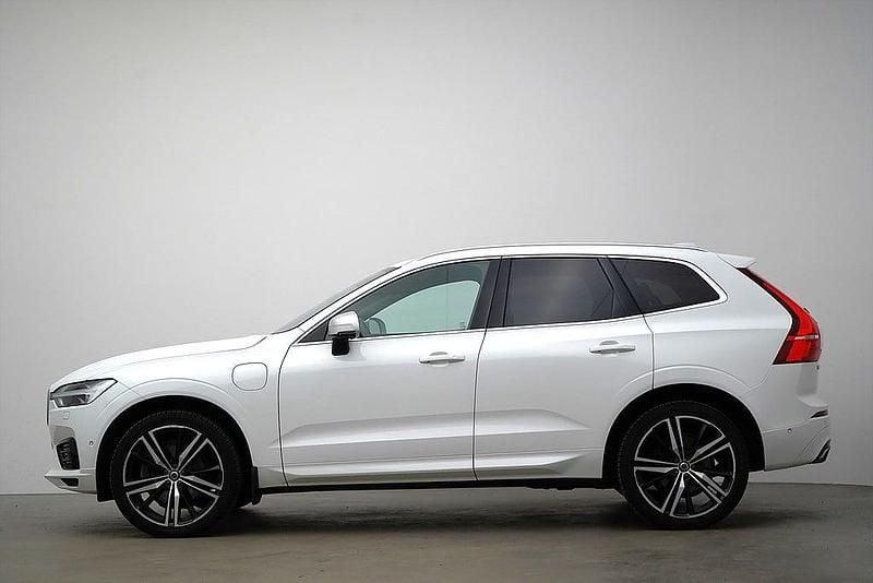 Begagnad Volvo XC60 R-Design 320 HK (235 kW) 2017 Vit SUV