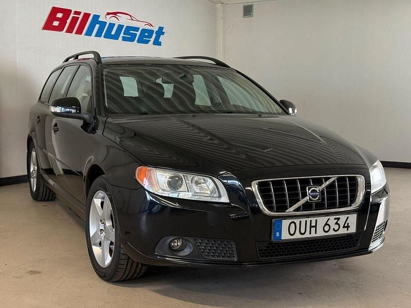 Svart Begagnad 2009 Volvo V70 Momentum Kombi | 85 000 kr (Bra pris) - Bild 1/4