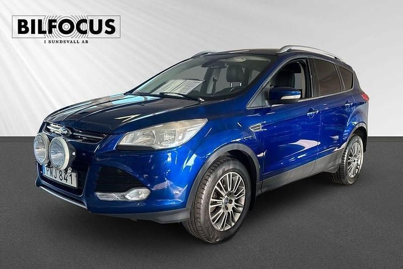 Begagnad Ford Kuga Titanium 141 HK (103 kW) 2014 Blå SUV