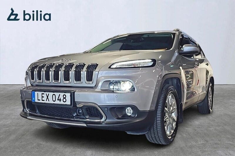 Grå Begagnad 2015 Jeep Cherokee Limited SUV | 199 900 kr - Bild 1/4