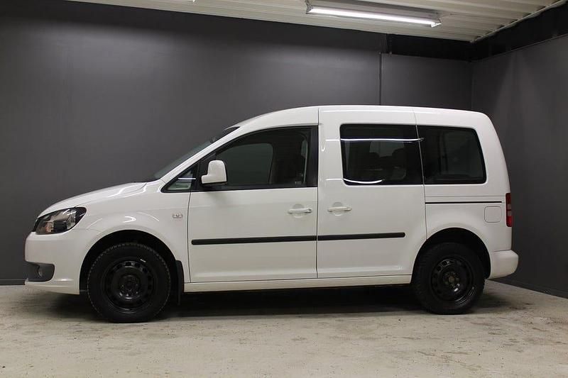Begagnad VW Caddy Life 102 HK (75 kW) 2012 Vit Minibuss