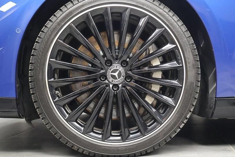 Begagnad Mercedes EQE350 Advanced Plus 2022 Blå Sedan